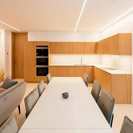 Lovely Home In Petrcane