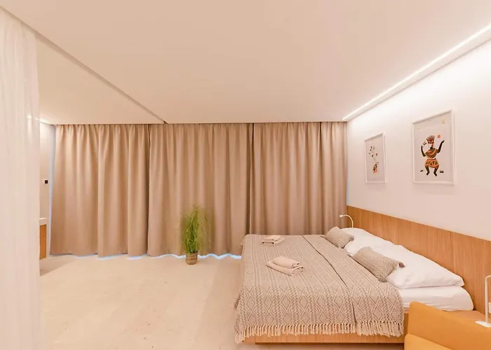 4 Bedroom Beautiful Home In Petrcane Vikendica Petrcane